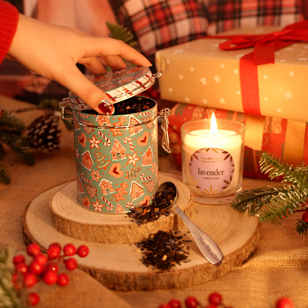 Round Tin Gingerbread